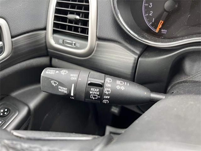 2020 Jeep Grand Cherokee Laredo E