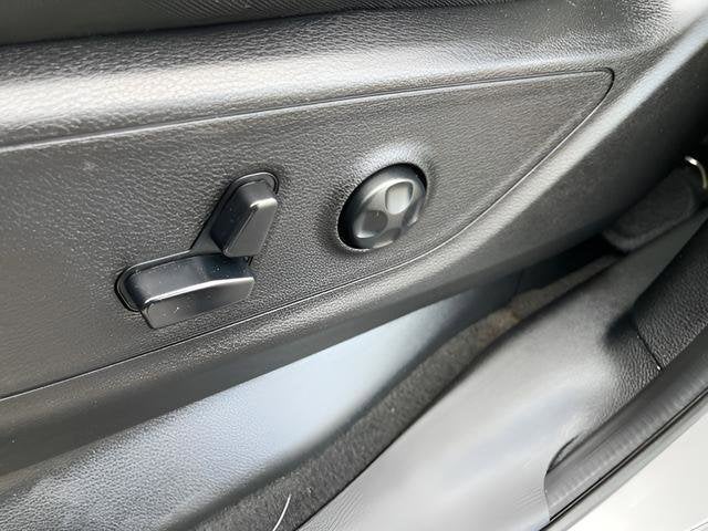 2019 RAM 1500 Big Horn/Lone Star Crew Cab 4x4 5'7" Box