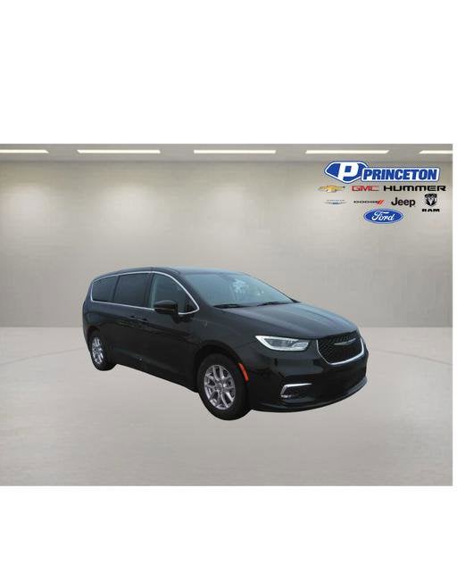 2024 Chrysler Pacifica Touring L's photo