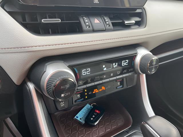 2023 Toyota RAV4 Limited