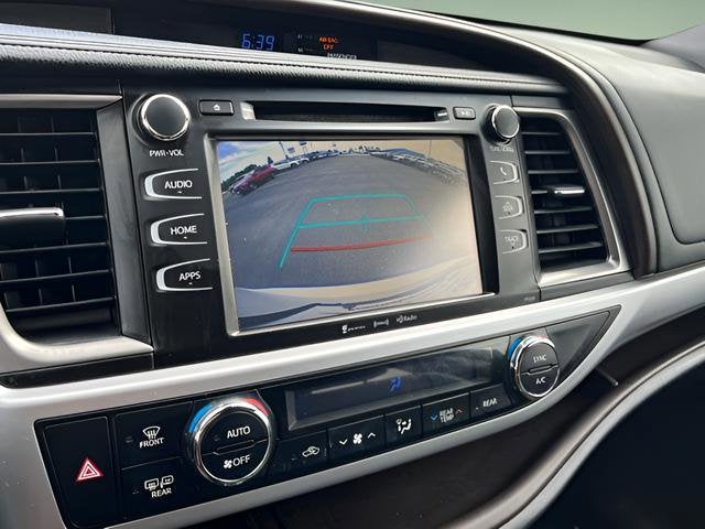 2018 Toyota Highlander LE