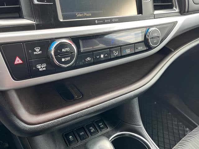 2018 Toyota Highlander LE