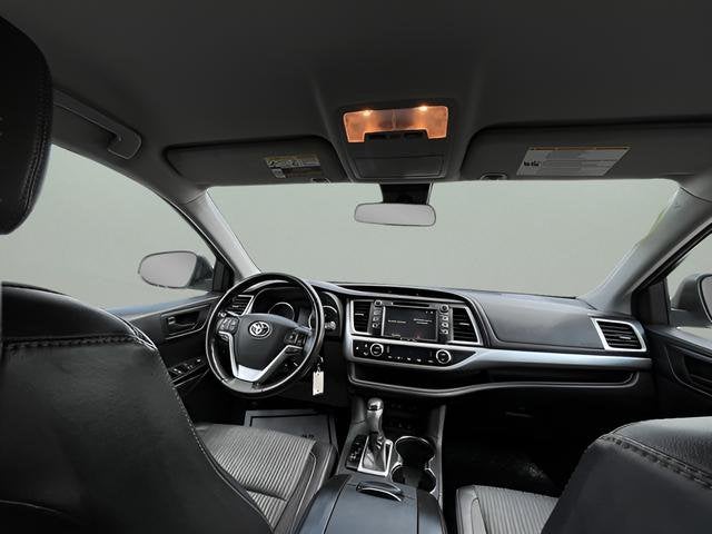 2018 Toyota Highlander LE