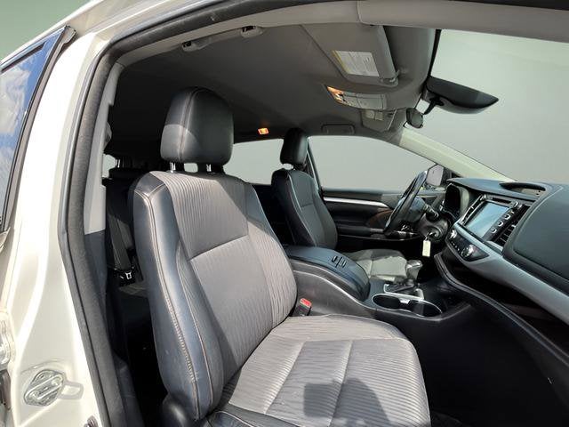 2018 Toyota Highlander LE