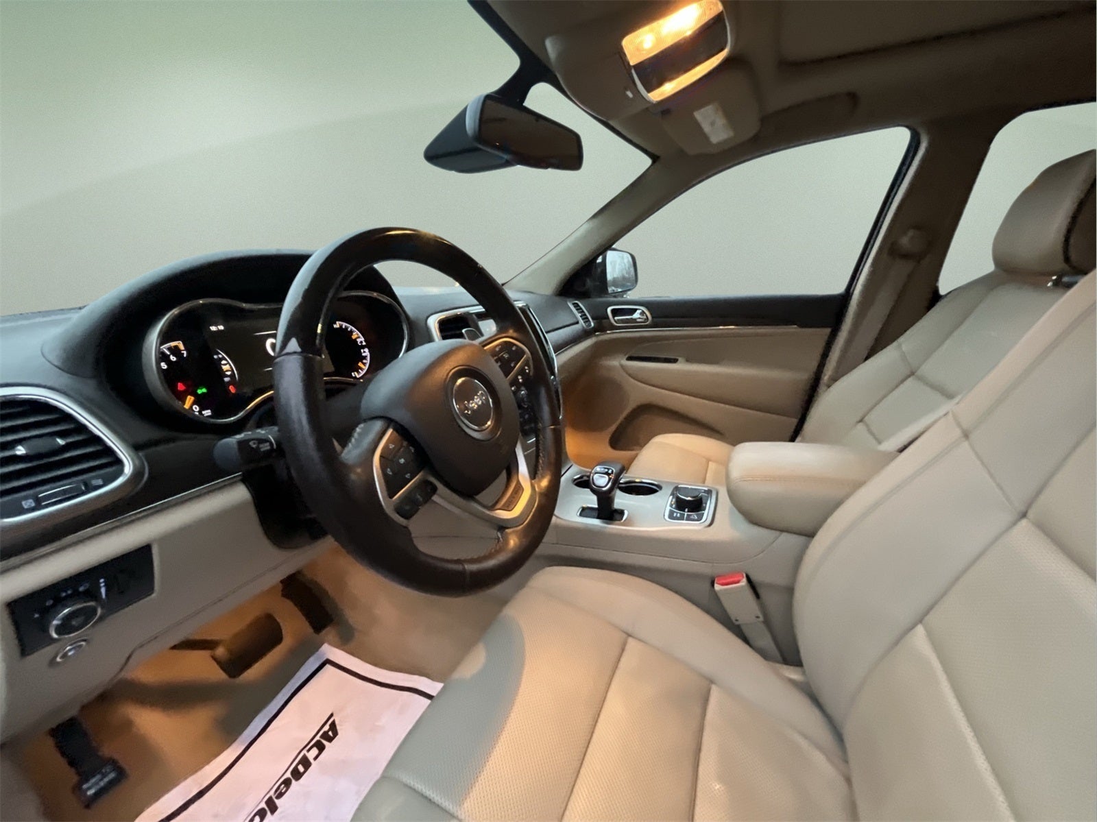 2014 Jeep Grand Cherokee Overland