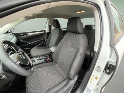 2018 Volkswagen Passat Base