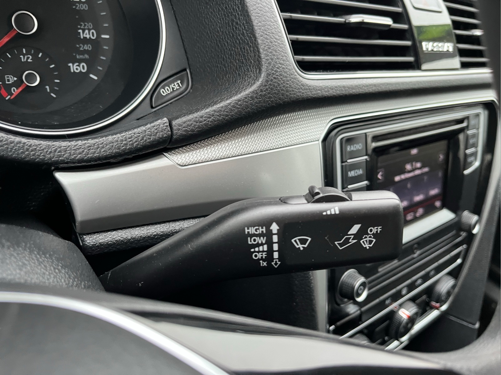 2018 Volkswagen Passat Base