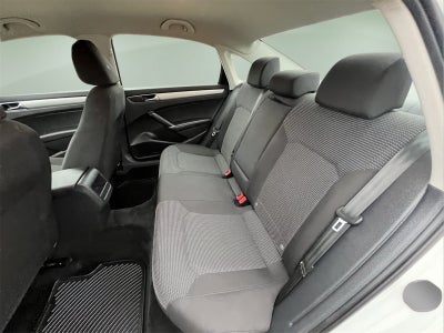 2018 Volkswagen Passat Base