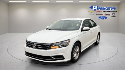 2018 Volkswagen Passat Base