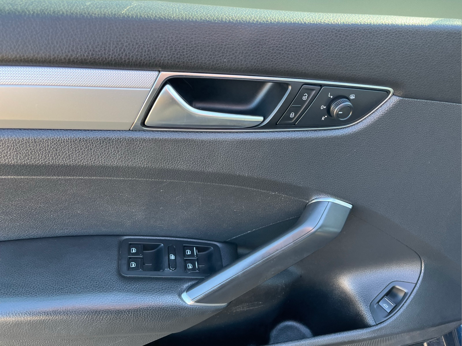 2018 Volkswagen Passat Base