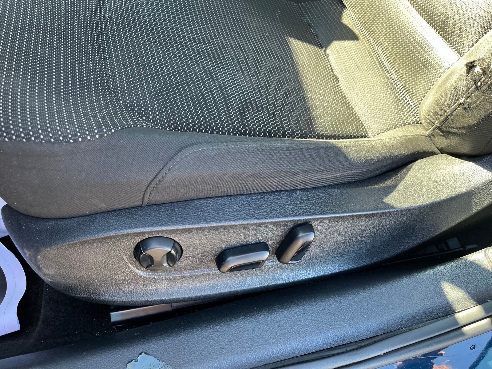 2018 Volkswagen Passat Base