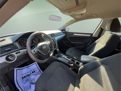 2018 Volkswagen Passat Base