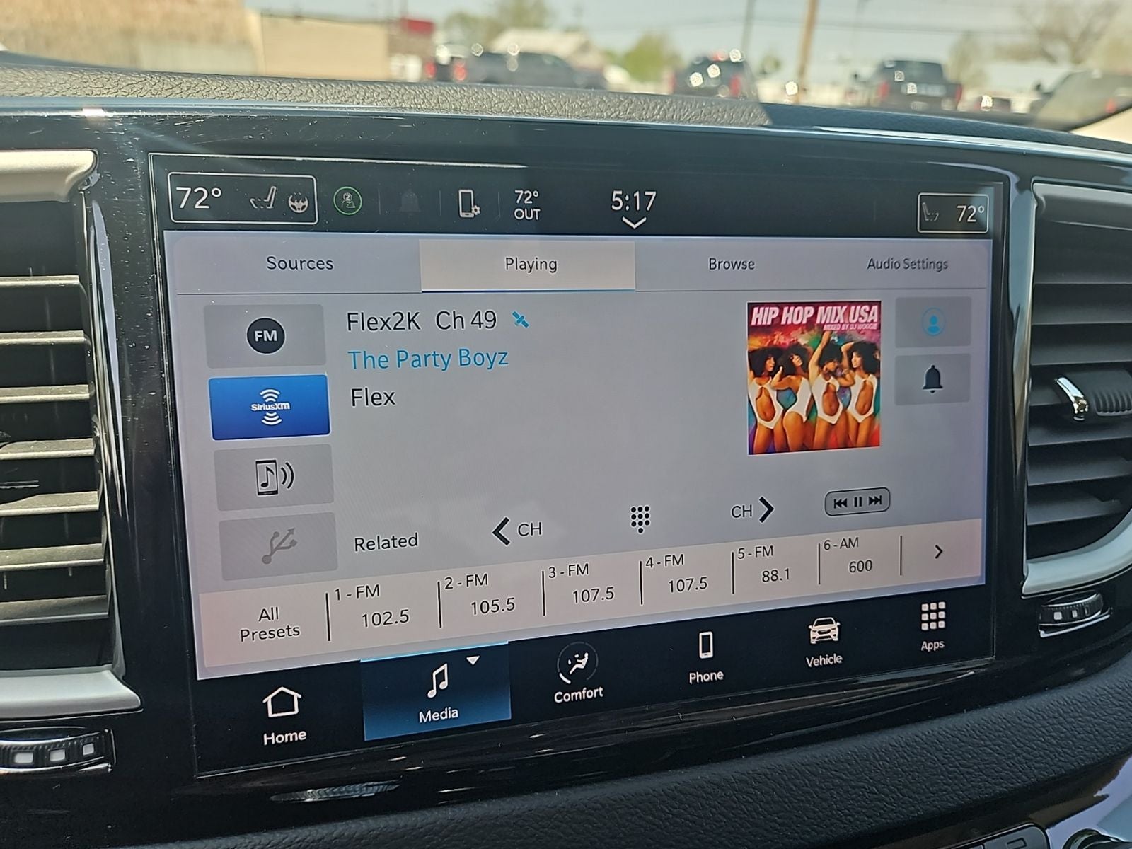 2023 Chrysler Pacifica Touring L