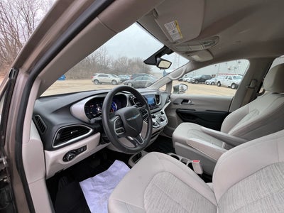 2018 Chrysler Pacifica Hybrid Touring Plus