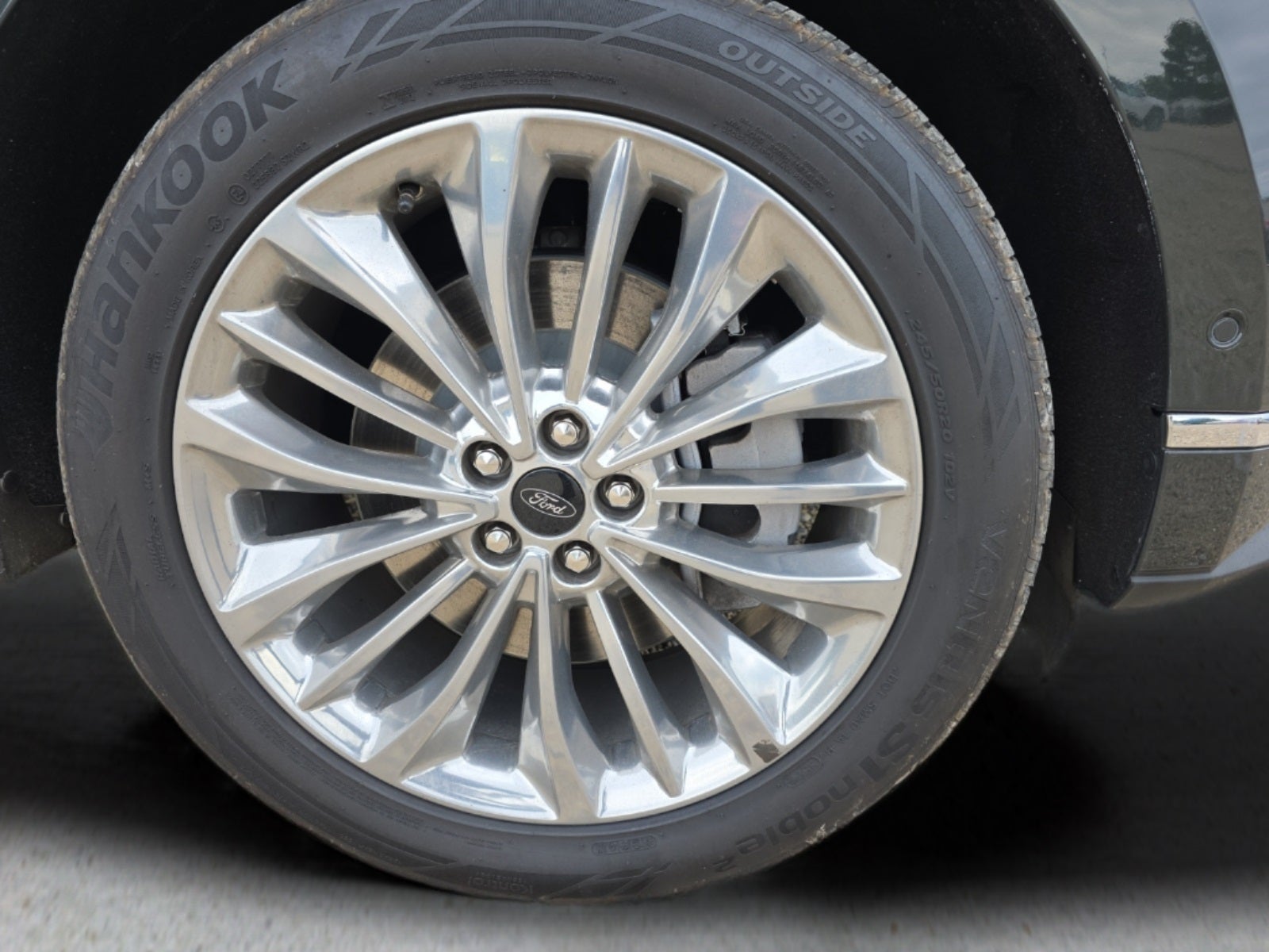 2024 Ford Edge Titanium