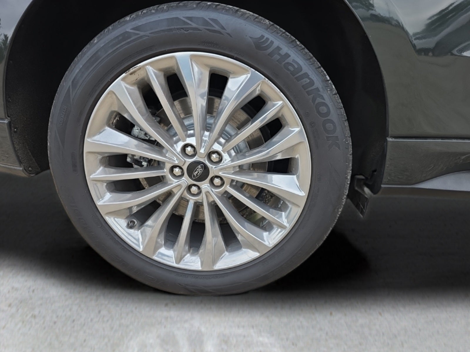 2024 Ford Edge Titanium