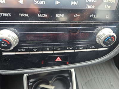 2022 Mitsubishi Outlander PHEV SEL