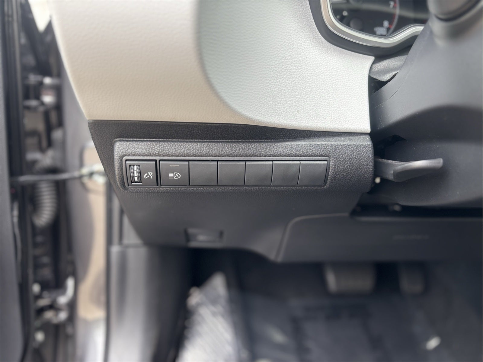 2024 Toyota Corolla Hatchback SE