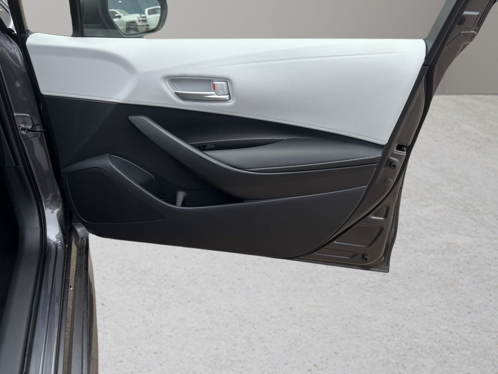 2024 Toyota Corolla Hatchback SE