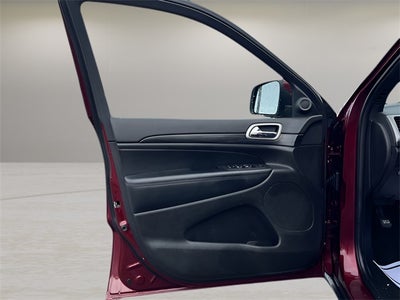 2020 Jeep Grand Cherokee Laredo E 4x4