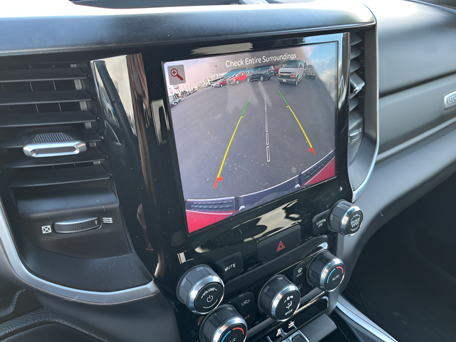 2022 RAM 1500 Big Horn Crew Cab 4x4 5'7' Box