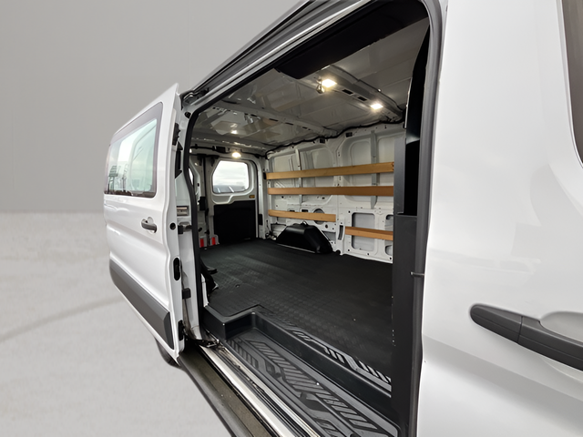 2018 Ford Transit-250 Base