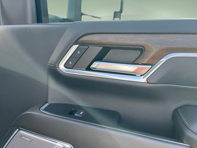 2024 Chevrolet Silverado 2500HD 4WD Crew Cab Standard Bed High Country