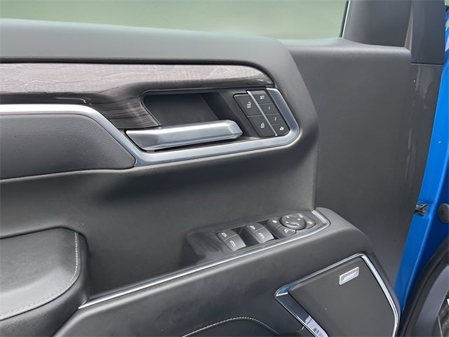 2022 Chevrolet Silverado 1500 4WD Crew Cab Short Bed LTZ