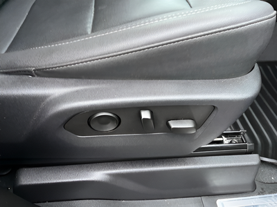 2022 Chevrolet Silverado 1500 4WD Crew Cab Short Bed LTZ