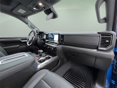 2022 Chevrolet Silverado 1500 4WD Crew Cab Short Bed LTZ