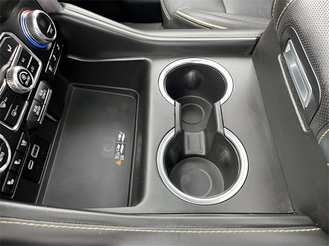 2023 GMC Yukon 4WD SLT