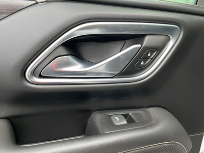 2023 GMC Yukon 4WD SLT