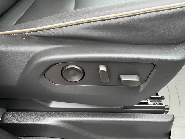 2023 GMC Yukon 4WD SLT