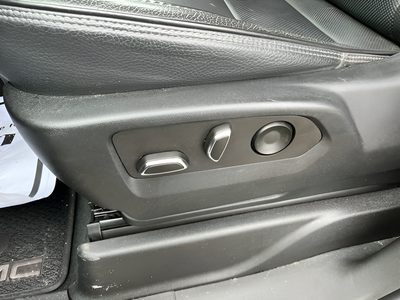 2022 GMC Yukon 4WD Denali