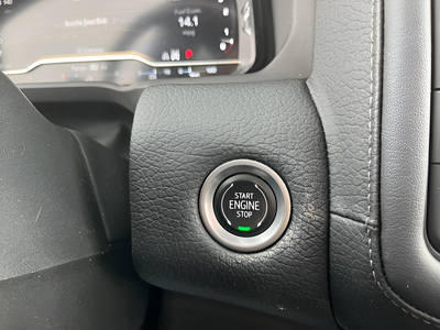 2022 GMC Yukon 4WD Denali