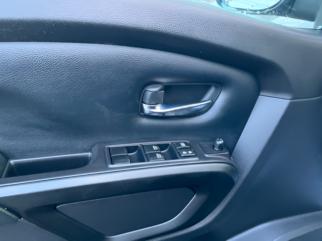 2021 Nissan TITAN Crew Cab PRO-4X 4x4