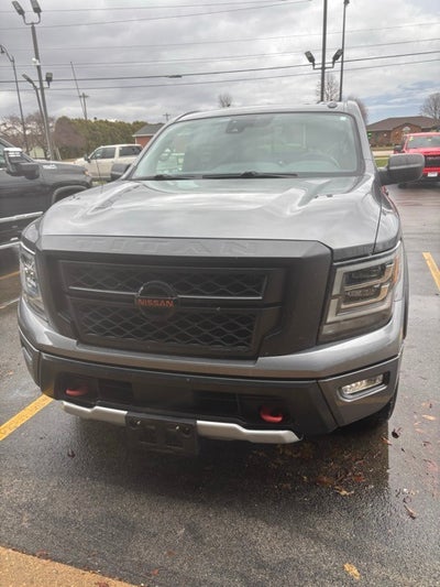2021 Nissan TITAN Crew Cab PRO-4X 4x4