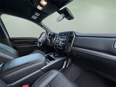 2021 Nissan TITAN Crew Cab PRO-4X 4x4