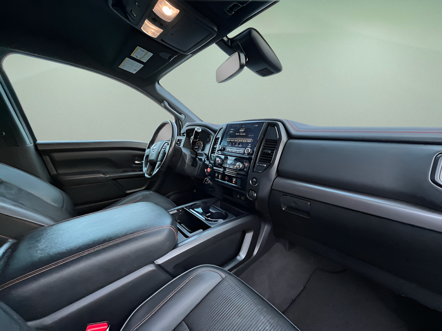 2021 Nissan TITAN Crew Cab PRO-4X 4x4
