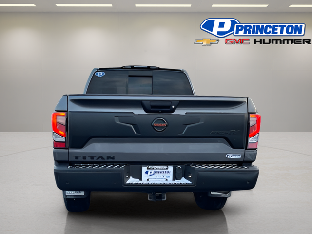 2021 Nissan TITAN Crew Cab PRO-4X 4x4