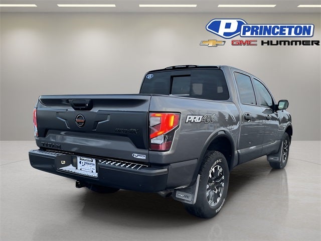 2021 Nissan TITAN Crew Cab PRO-4X 4x4