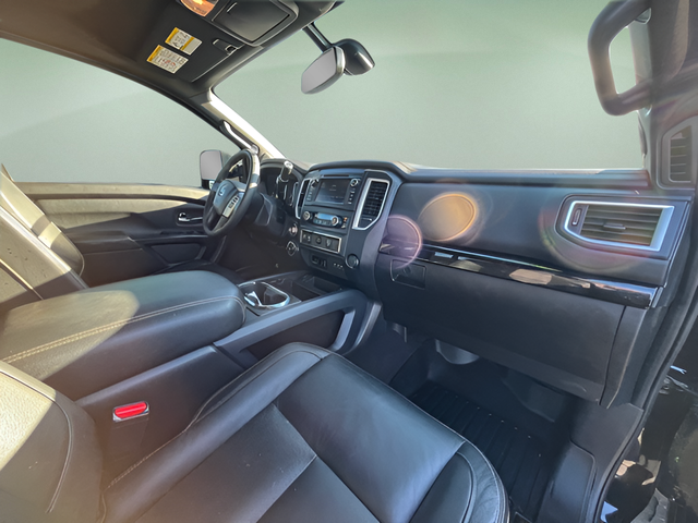 2019 Nissan TITAN XD SL Diesel