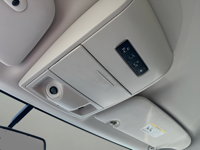 2013 Volkswagen Routan SE