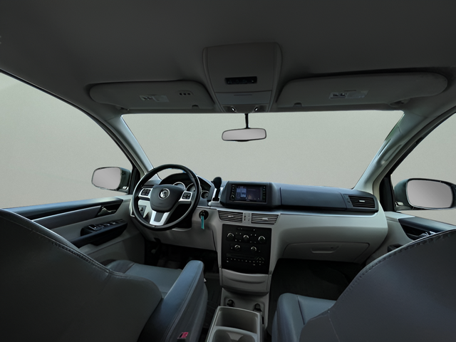 2013 Volkswagen Routan SE