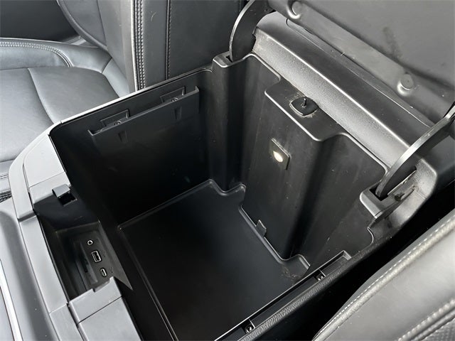 2023 Chevrolet Silverado 3500HD 4WD Crew Cab Standard Bed High Country