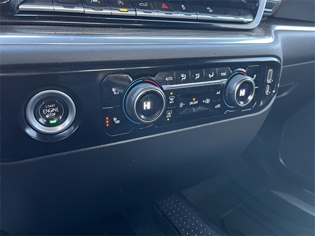 2022 Chevrolet Silverado 1500 4WD Crew Cab Standard Bed LT