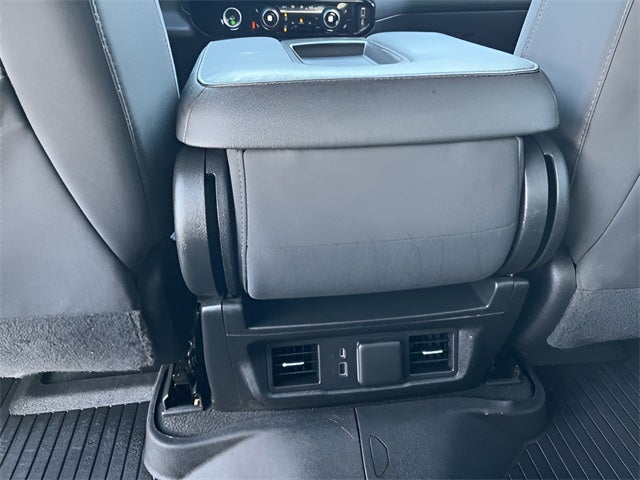 2022 Chevrolet Silverado 1500 4WD Crew Cab Standard Bed LT