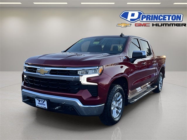 2022 Chevrolet Silverado 1500 4WD Crew Cab Standard Bed LT