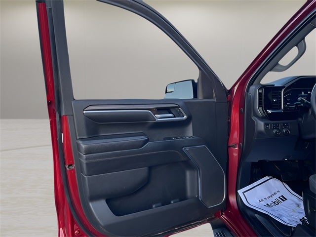 2022 Chevrolet Silverado 1500 4WD Crew Cab Standard Bed LT