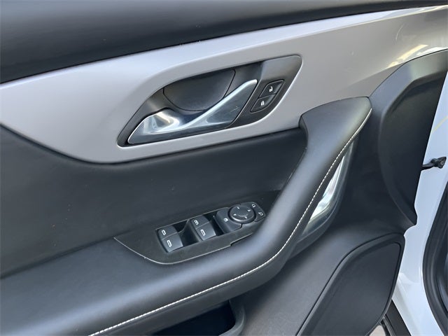 2025 Chevrolet Blazer FWD 2LT